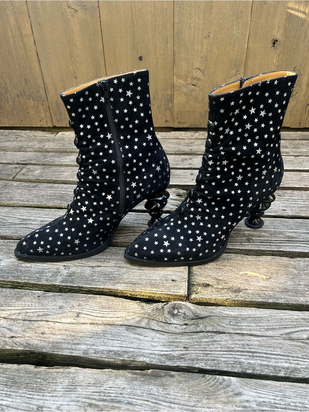 John Fluevog Jyoti Black Stars Zip-Up Ankle Boots W10.5